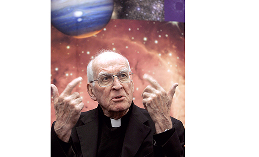 Jesuit Father George V. Coyne, pictured in a Jan. 4, 2010, photo, was director of the Vatican Observatory for 28 years until his retirement in 2006. He died at age 87 in Syracuse, N.Y., Feb. 11, 2020.


(CNS photo/Bob Roller)