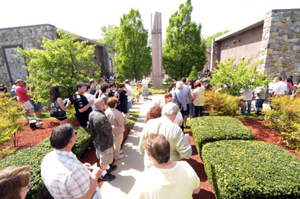 memorialmassnewstmary1-web