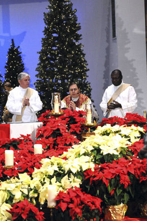 christmasevemass1-web