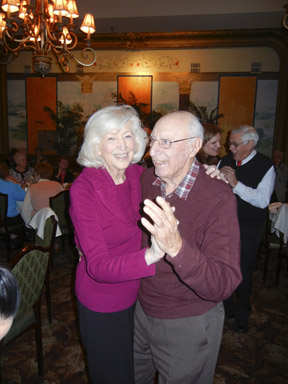 seniorcouple-web