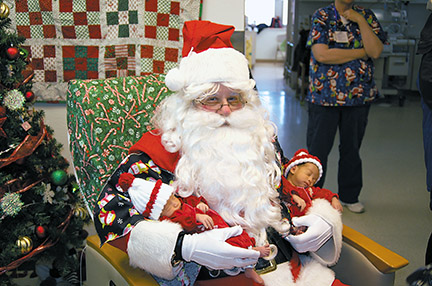 twinswithsanta-web