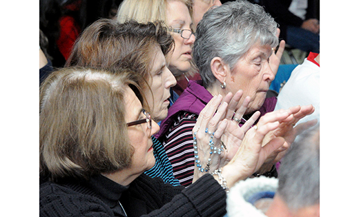 Worshippers pray during a retreat hosted by the Camden Diocese Charismatic Committee. Father Ariel Hernandez, pastor of Our Lady of the Blessed Sacrament Parish, Newfield, was retreat master of the Jan. 23-25 Landisville retreat.

Photo by Alan M. Dumoff, more photos http://ccdphotolibrary.smugmug.com