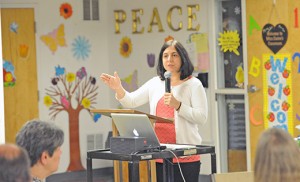 Caroline Gambale-Dirkes conducts an evangelization workshop April 29 at Our Lady of Peace Parish, Williamstown. It was the last in a series of three workshops sponsored by the Office of Evangelization, Diocese of Camden. Photo by Alan M. Dumoff, more photos, ccdphotolibrary.smugmug.com