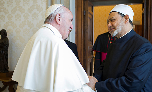 Pope Francis greets Ahmed el-Tayeb, grand imam of Egypt’s al-Azhar mosque and university, during a private meeting in 2016 at the Vatican. Accepting an invitation from Egypt’s president and top religious leaders, Pope Francis will visit Cairo April 28-29.
(CNS photo/L'Osservatore Romano via Reuters)