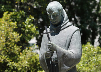 A statue of St. Junipero Serra in Sacramento, Calif., is seen in this 2015 file photo. It was torn down by a group of demonstrators late July 4, 2020. (CNS photo/Nancy Wiechec) See SOTO-SERRA-STATUE July 6, 2020.