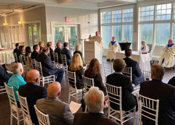 Bishop Dennis Sullivan preaches the homily during the Catholic Business Network of South Jersey Communion Breakfast Oct. 8 in Cherry Hill. (Photo by Mike Walsh)