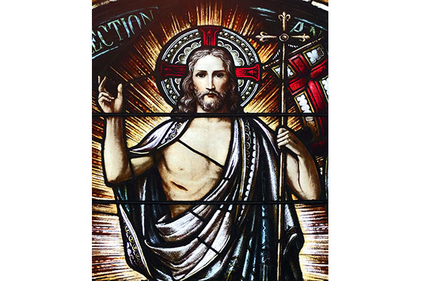 Cristo resucitado en una vidriera de la iglesia de San Luis de Great Neck (Nueva York). Este año, la Pascua, fiesta de la Resurrección, es el 31 de marzo. (Foto OSV News/Gregory A. Shemitz)