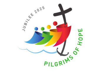 This is the logo chosen by the Vatican for the Holy Year 2025. Pope Francis has chosen the theme, "Pilgrims of Hope," for the jubilee year, which is marked by pilgrimages, prayer, repentance and acts of mercy. (CNS photo/Vatican Media) EDITORS: FOR EDITORIAL USE ONLY.