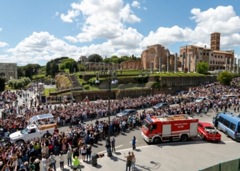 Pope Francis is driven past the Colosseum on its way toward his burial place in the Basilica of St. Mary Major in Rome April 26, 2025. (CNS photo/Justin McLellan)