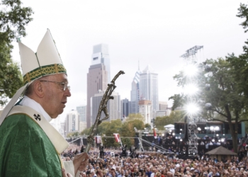 POPE-FAMILY-MASS