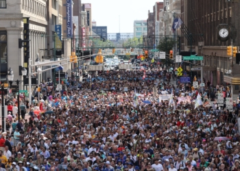 Thousands of pilgrims join the final Eucharistic procession of the National Eucharistic Congress in downtown Indianapolis July 20, 2024. (OSV News photo/Bob Roller)