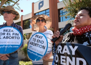 People in San Jose, Calif., participate in a recitation of the rosary outside a Planned Parenthood facility Sept. 28, 2022. The gathering was held on the first day of the 40 Days For Life nationwide campaign, which calls for peaceful protests for 40 days outside abortion facilities. (OSV News photo/CNS file, David Maung)
