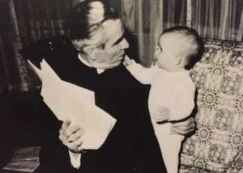 Rosemarie Costello, a cousin of Venerable Fulton J. Sheen, is pictured with him in Chicago in 1962. Costello, a 64-year-old musician and teacher in Edmond, Oklahoma, spoke with OSV News about her memories of Archbishop Sheen, whose cause for beatification is moving ahead, the Diocese of Peoria, Illinois, announced Feb. 9, 2026. (OSV News photo/Rosemarie Costello)
