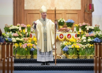 Bishop Joseph Williams celebrates Easter Mass at Our Lady of Peace Parish in Williamstown, Sunday, April 5, 2026.