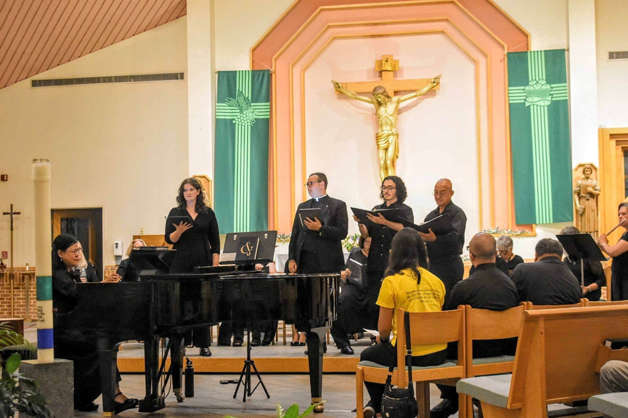 Photos courtesy of Deacon Nickolas Naticchione
Rev. Mr. Nickolas Naticchione, center, directed the “One Parish, One Voice” concert in the summer of 2024 at Our Lady of Guadalupe Parish Shrine in Lindenwold.